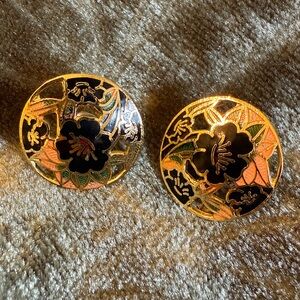 Women’s Vintage Gold Floral Earrings